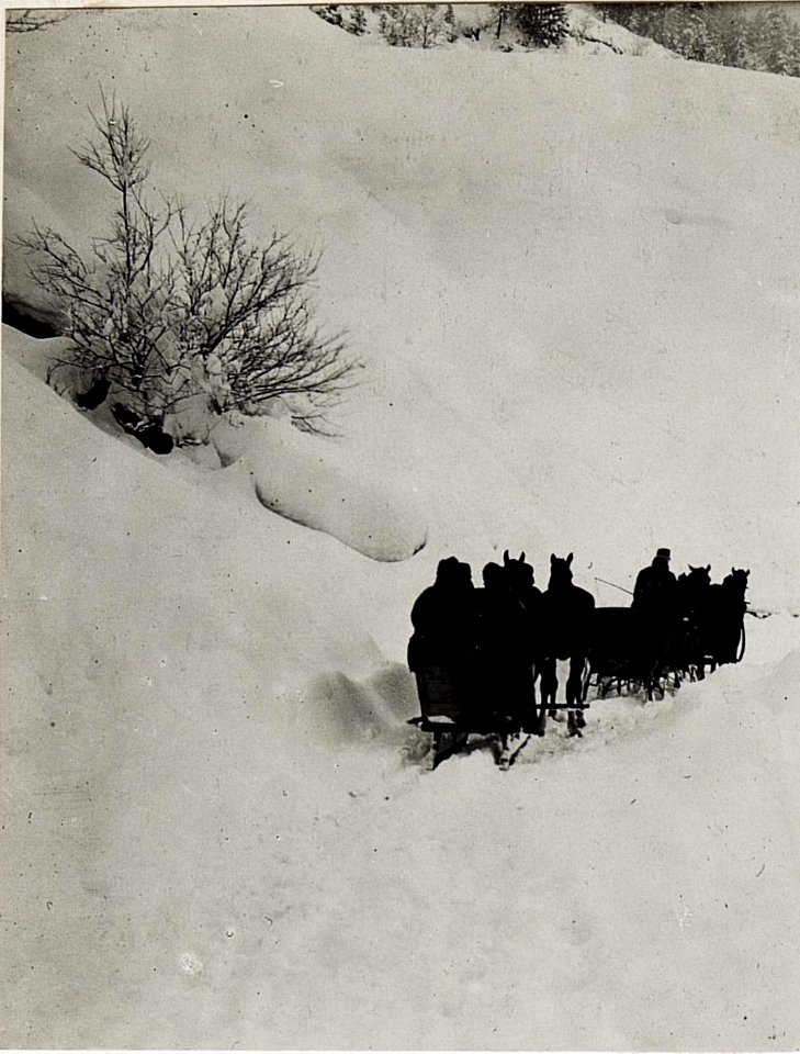 Zugang Seikofel in hohem Schnee. (BildID 15578809)