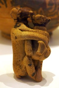 Zoomorphic aryballos-MAHG MF 0092-P6130539