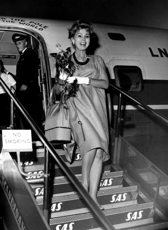 Zsa Zsa Gabor, actress, USA. at Kastrup Airport