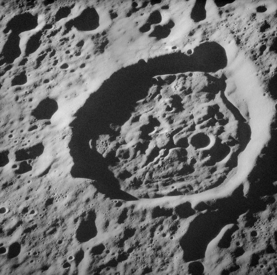 Zwicky N crater AS17-154-23687