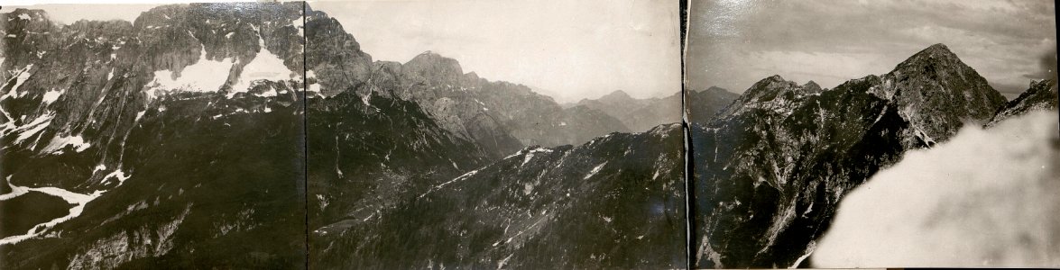 Zweispitz Mittagskofel, Planiarücken, Köpfach von linken Flügel am Schwarzenberg. (16-7.1917.) (BildID 15800667)