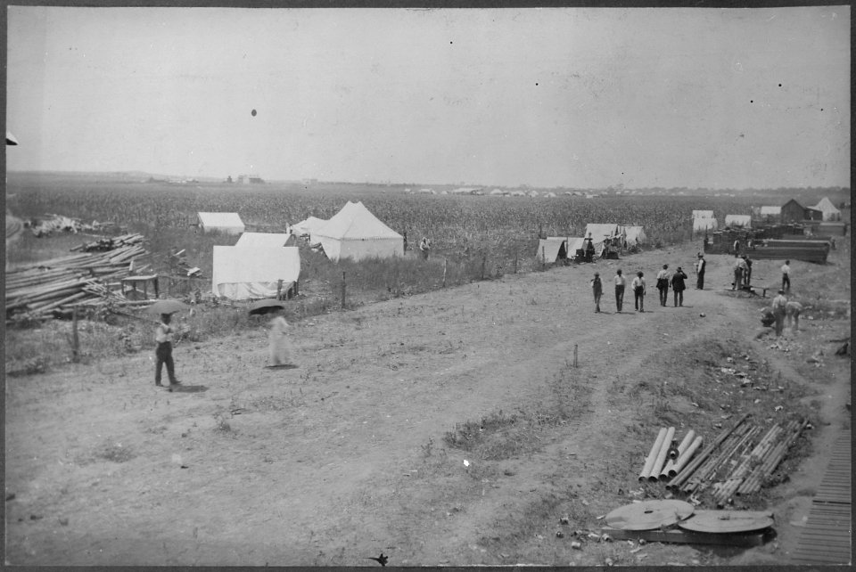 Anadarko Townsite (OkIa. Terr.) Aug. 6, (1901)-a cornfield. - NARA - 516445