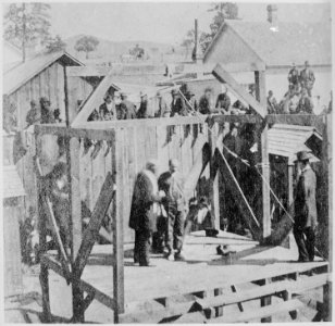 Execution of a soldier of the 8th Infantry at Prescott, Arizona, 1877. - NARA - 530921 photo