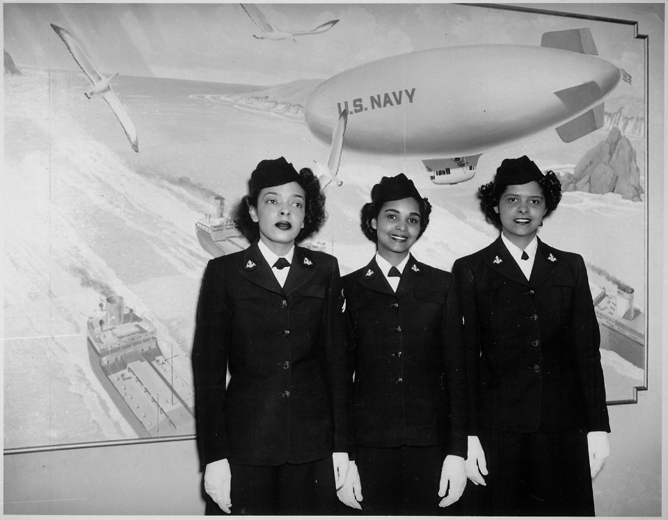 Hospital Apprentices second class Ruth C. Isaacs, Katherine Horton and Inez Patterson (left to right) are the first Neg - NARA - 520634