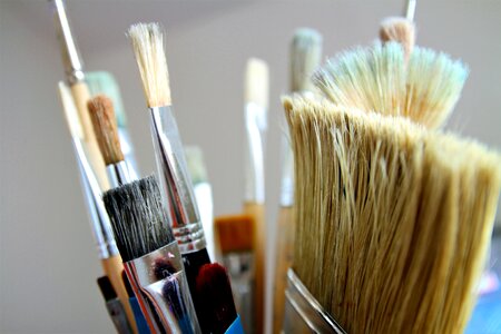 Artists brush hair painter tool