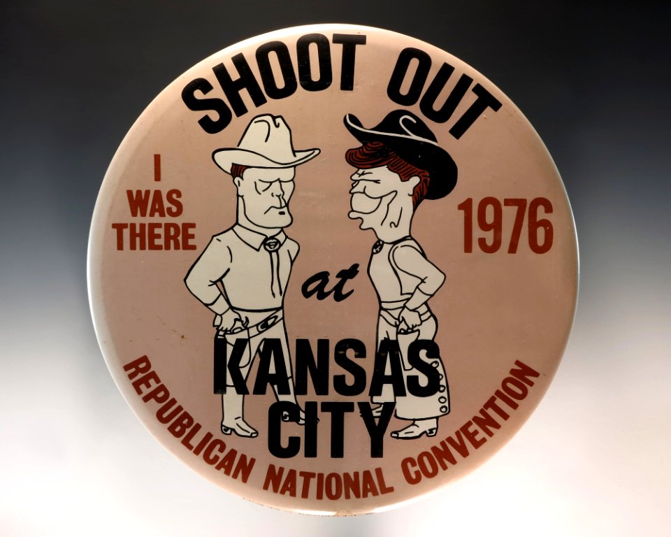 1976 campaign button e