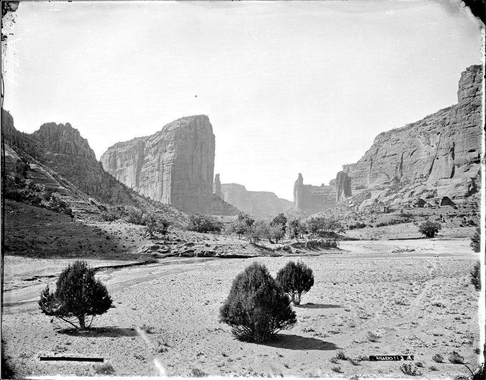 (old No. 112A)Canyon to Chelly (Canyon^), Arizona (Apache County, Canyon de Chelly quadrangle). Ident. by R.T. Evans.... - NARA - 517759