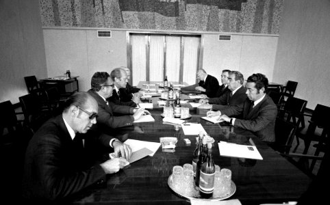 A meeting on the second day of the Vladivostok Summit Meeting, 1974 - NARA - 7161787 photo