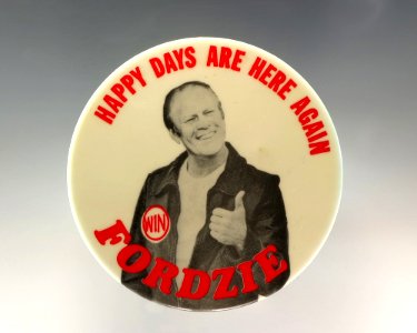 1976 campaign button d