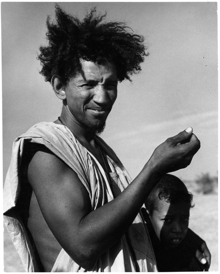 Africa. French West Africa. For generations the Niger River country has been populated only by nomads who wander from... - NARA - 541643