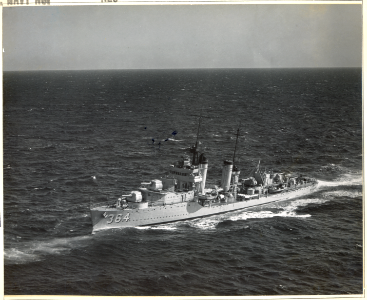 Aerial of USS Mahan (DD-364). ¾ Port Bow. - NARA - 80-G-409230