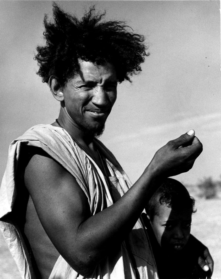 Africa. French West Africa. For generations the Niger River country has been populated only by nomads who wander from... - NARA - 541643