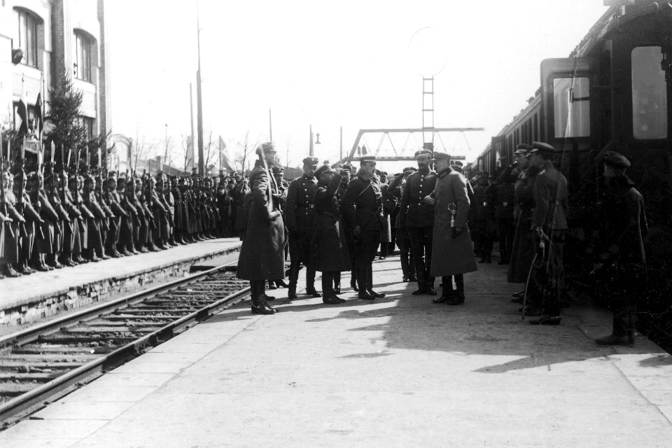 Adolf Gancwol-Ganiewski - Wizyta Marszałka Józefa Piłsudskiego w Siedlcach, odbyta podczas podróży Piłsudskiego na wschód- do Brześcia (22-236-1)