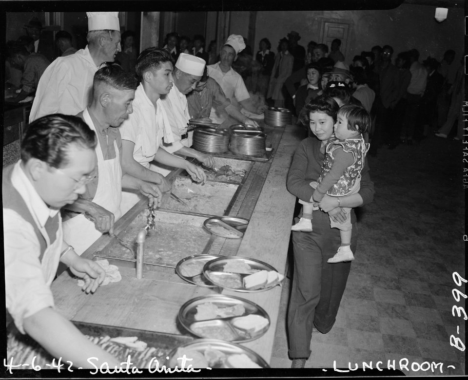 Arcadia, California. Cafeteria-style assures promptness in serving meals at Santa Anita assembly ce . . . - NARA - 537028