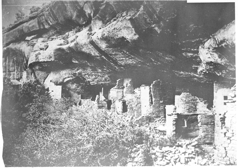 Archaeology, S.W.-U.S. Spruce Tree House, Mesa Verde, Colorado. - NARA - 523858