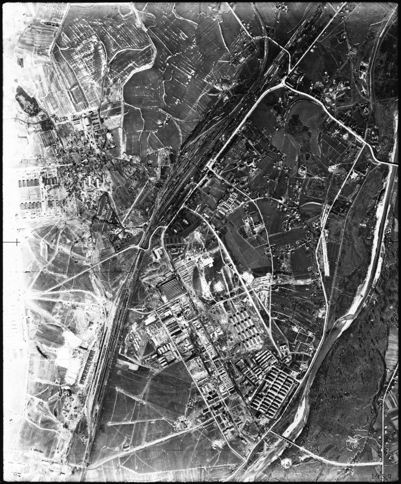 Auschwitz Extermination Camp - NARA - 305983