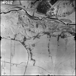 Auschwitz Extermination Camp - NARA - 306055