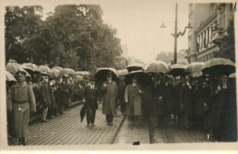 BASA-1433K-1-160-11-The funeral of Ivan Vazov