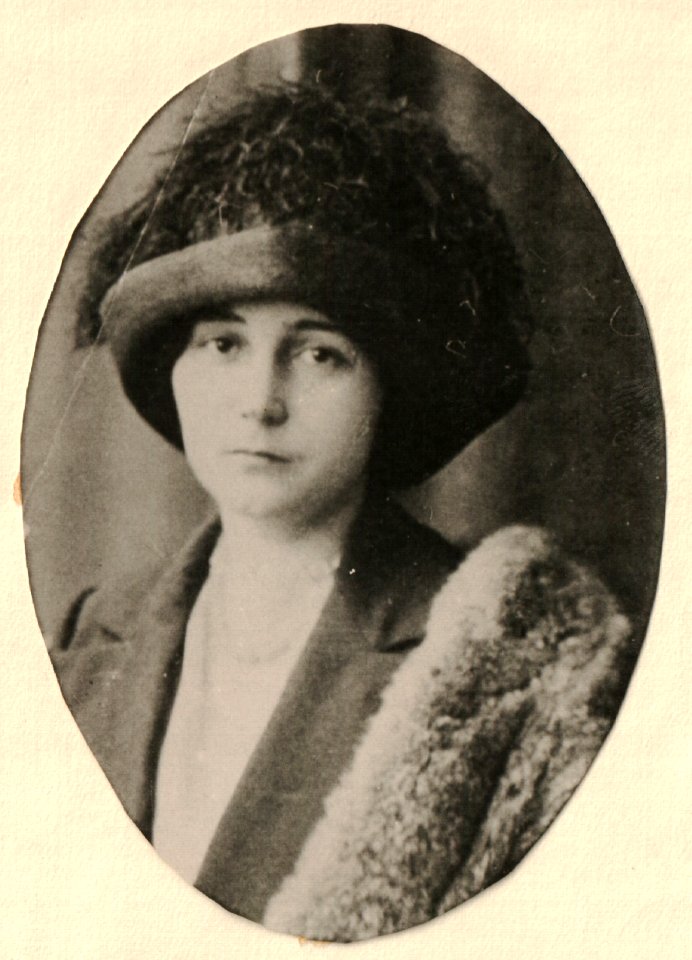 BASA-10K-3-699-2-Lora Karavelova, 1910