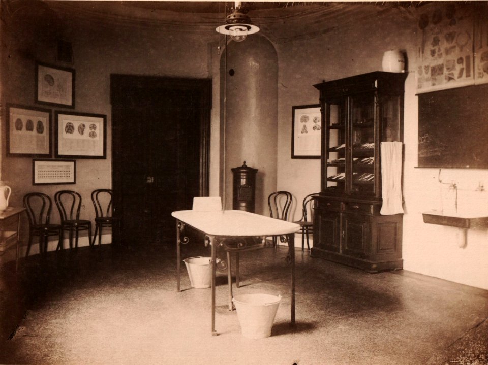 BASA-3K-7-530-7-Salle d'Autopsie, Institut Medico-Legal, Bucarest
