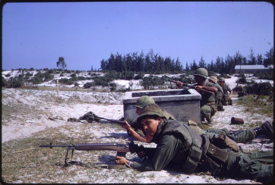 Battle of Hamo Village during Tet. - NARA - 532451