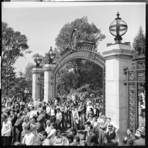 Berkeley, California. University of California Student Peace Strike. The crowd gathers until it backs up through... - NARA - 532115