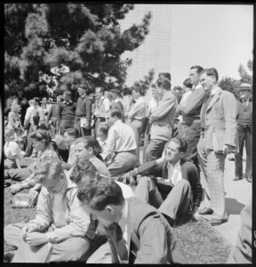 Berkeley, California. University of California Lawn Forum. Youth listening to youth - NARA - 532097 photo