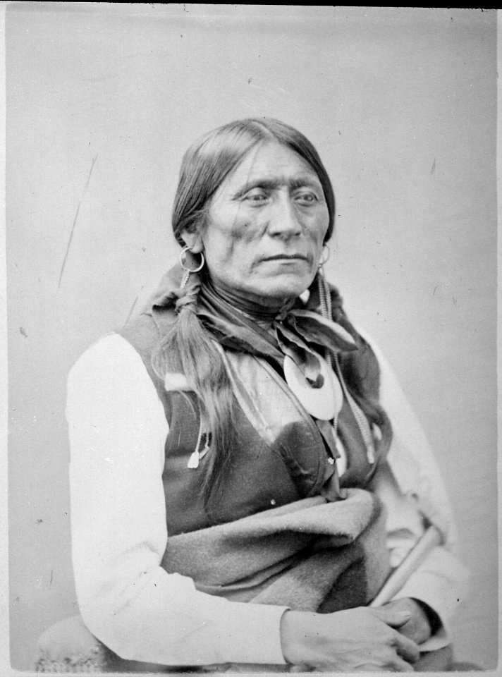 Captain. Apaches - NARA - 519103