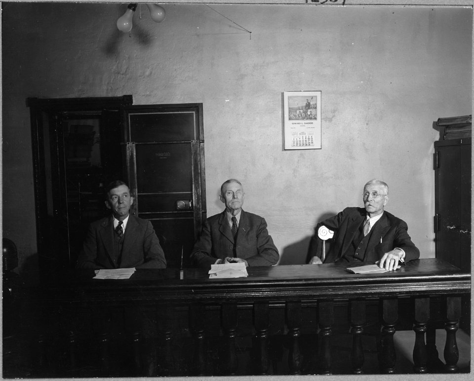Charles County, Maryland. The executive secretary of the Charles County Welfare Board presents a pro . . . - NARA - 521550