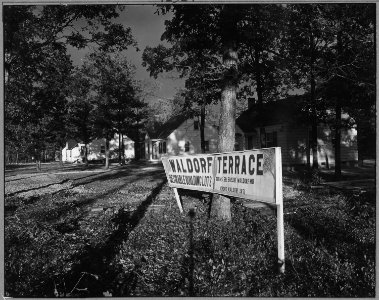 Charles County, Maryland. Washington commuters who want to escape urban confusion and high rents hav . . . - NARA - 521557