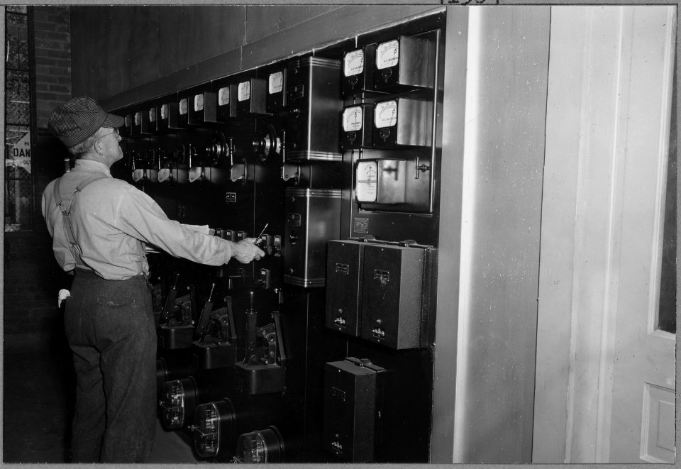 Charles County, Maryland. REA has been a powerful influence in the life and the progress of Charles . . . - NARA - 521547