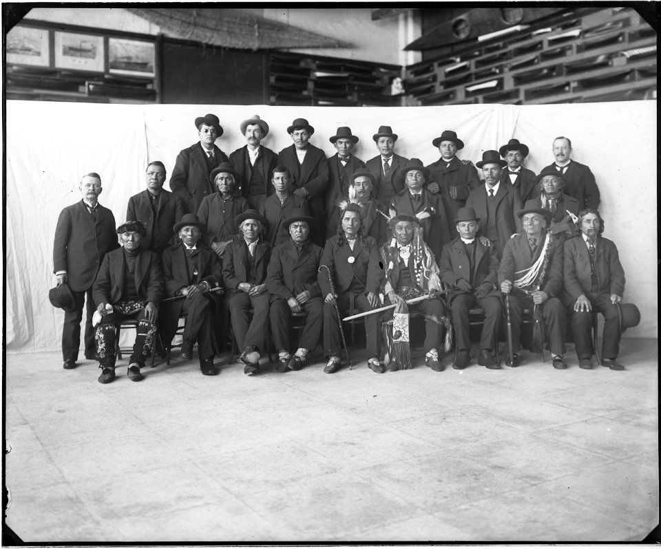 Chippewa delegation - NARA - 523593