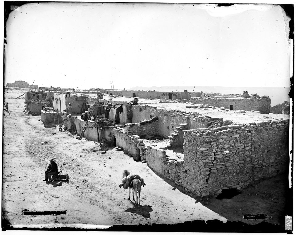 Cicomavi Pueblo, Hopi - NARA - 523737