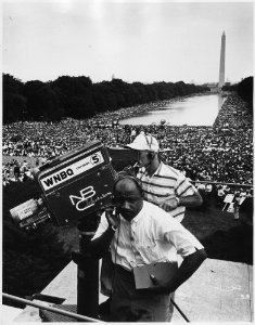 Civil Rights March on Washington, D.C. (WNBQ-National Broadcasting Company television crew (Channel 5) with... - NARA - 542008