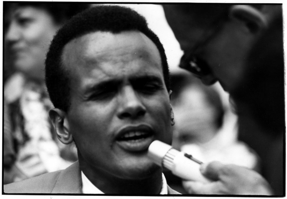 Civil Rights March on Washington, D.C. (Close-up view of Actor and Vocalist Harry Belafonte.) - NARA - 542075