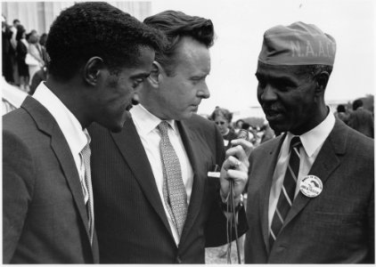 Civil Rights March on Washington, D.C. (Sammy Davis, Jr., actor and performer, with Roy Wilkins, Executive Secretary... - NARA - 542005