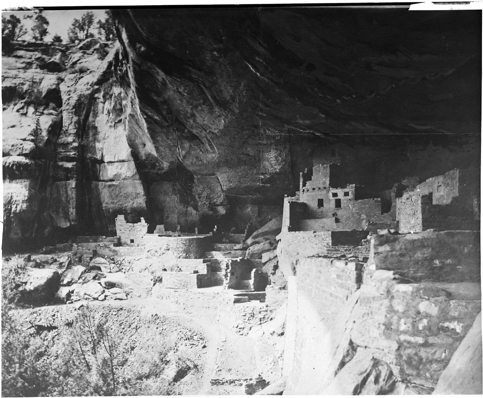 Cliff Palace, Mesa Verde - NARA - 523560