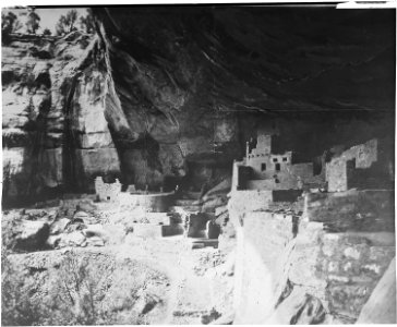 Cliff Palace, Mesa Verde - NARA - 523560