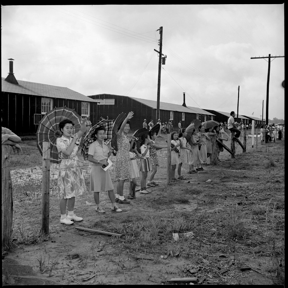 Closing of the Jerome Relocation Center, Denson, Arkansas. Evacuees still remaining in the Jerome C . . . - NARA - 539658