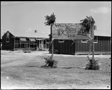 Closing of the Jerome Relocation Center, Denson, Arkansas. One of the several elected by the reside . . . - NARA - 539677