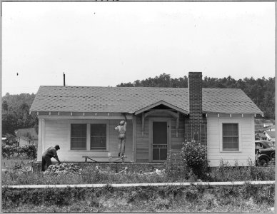Coosa Valley, Alabama. Renovating home - Talladega - NARA - 522598