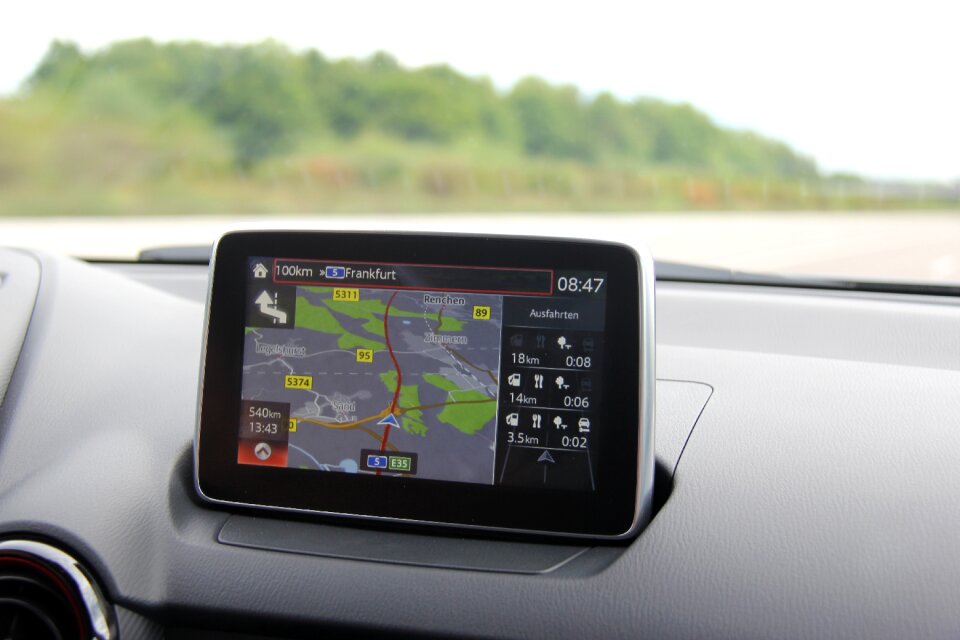 Transport system vehicle navigation
