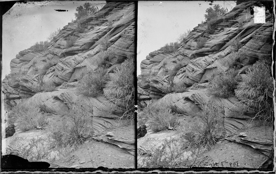 CROSS-BEDDED SANDSTONE, 3-LAKES CANYON, KANAB, UTAH - NARA - 524014