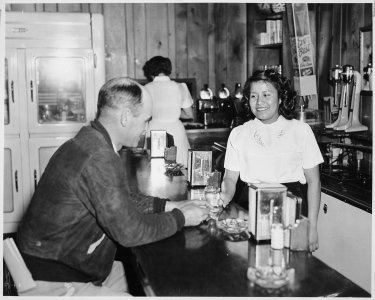 Daisy Pino, an Acoma girl, during on-the-job training at Brown's Cafe, Albuquerque, New Mexico, 04-18-1951 - NARA - 519153