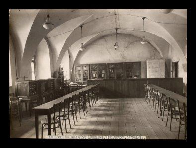 Czytelnia biblioteki Katolickiego Uniwersytetu Lubelskiego. ante 1939 (112830679)