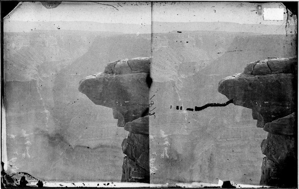 DEVIL'S ANVIL, SHEAVWITZ CROSSING NEAR FOOT OF TOROWEAP VALLEY, RIVER 3000 FEET BELOW, COLORADO RIVER - NARA - 524011
