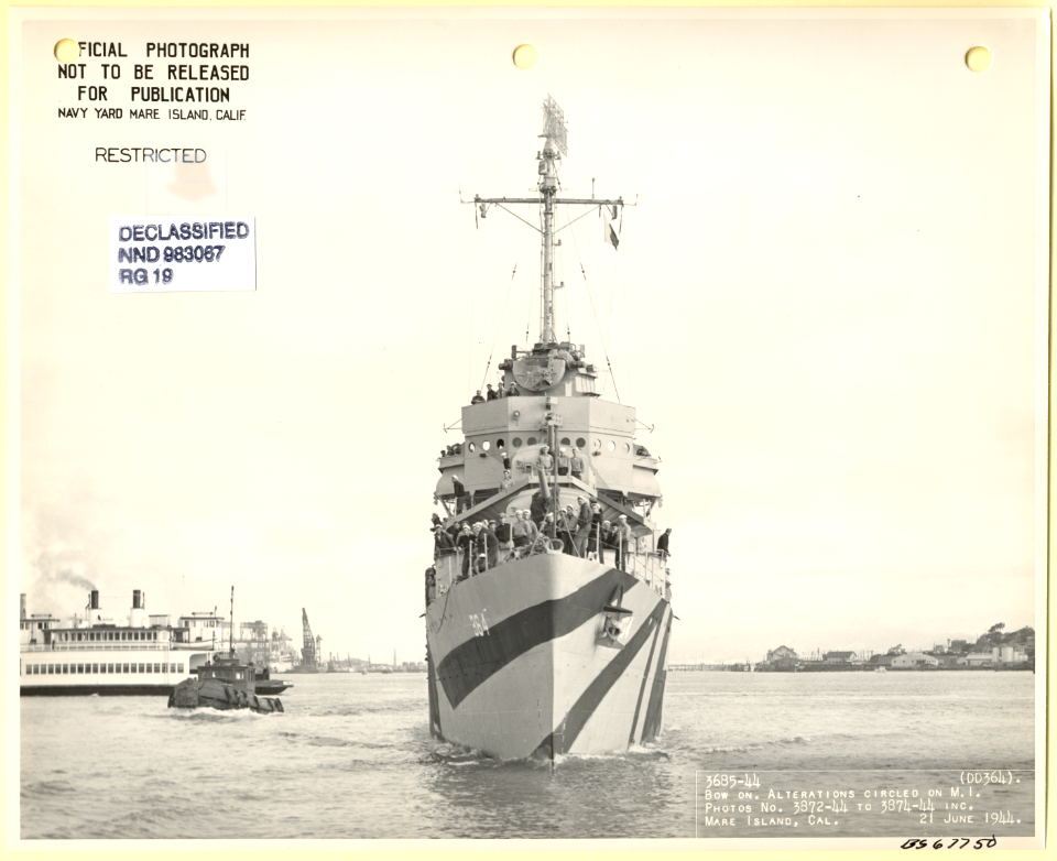 DD 364 USS Mahan (Bow Head On) - (detail) - NARA - 19-N-67750