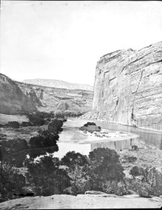 Echo Rock, Green River, Utah. Old No. 105. Echo Park looking from upper end. Yampa River in the foreground, coming... - NARA - 517755 photo