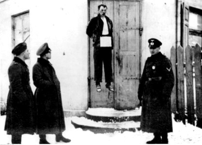 Egzekucja Polaków przez Niemców (21-211) photo