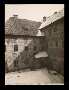 Dziedziniec biblioteki Katolickiego Uniwersytetu Lubelskieg. ante 1939 (112830973)